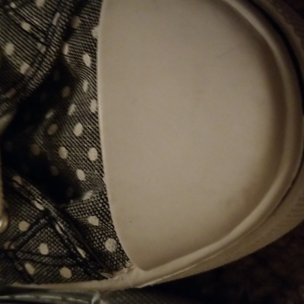 Shoes - Picture 5 of 5